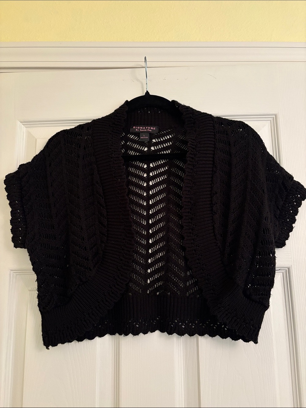 Signature Studio Black Cropped Open-Knit Short Sleeve Cardigan